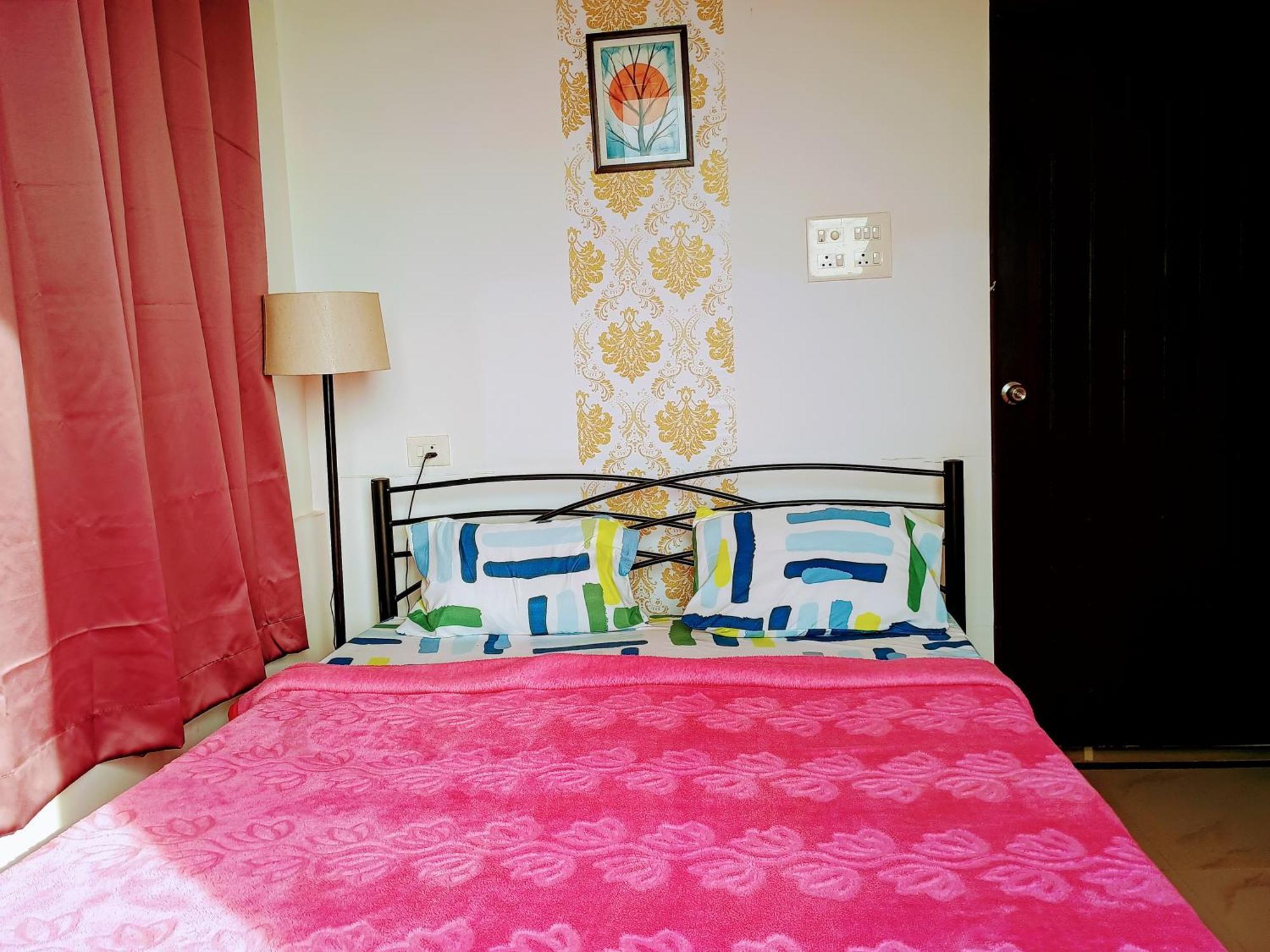Gs Home On The Bay - Super Sea View Glass Studio Apartment Vagator Bagian luar foto