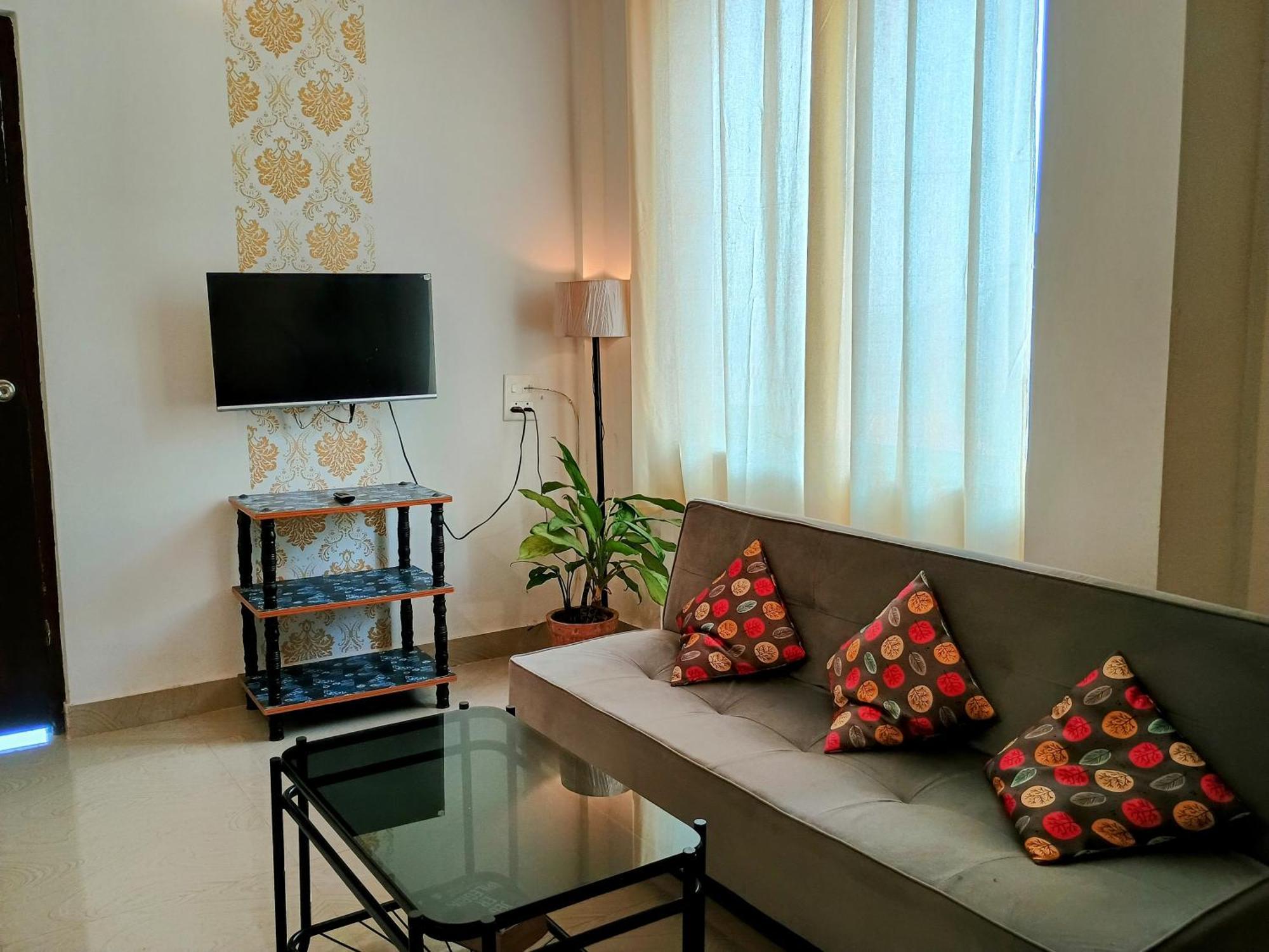 Gs Home On The Bay - Super Sea View Glass Studio Apartment Vagator Bagian luar foto