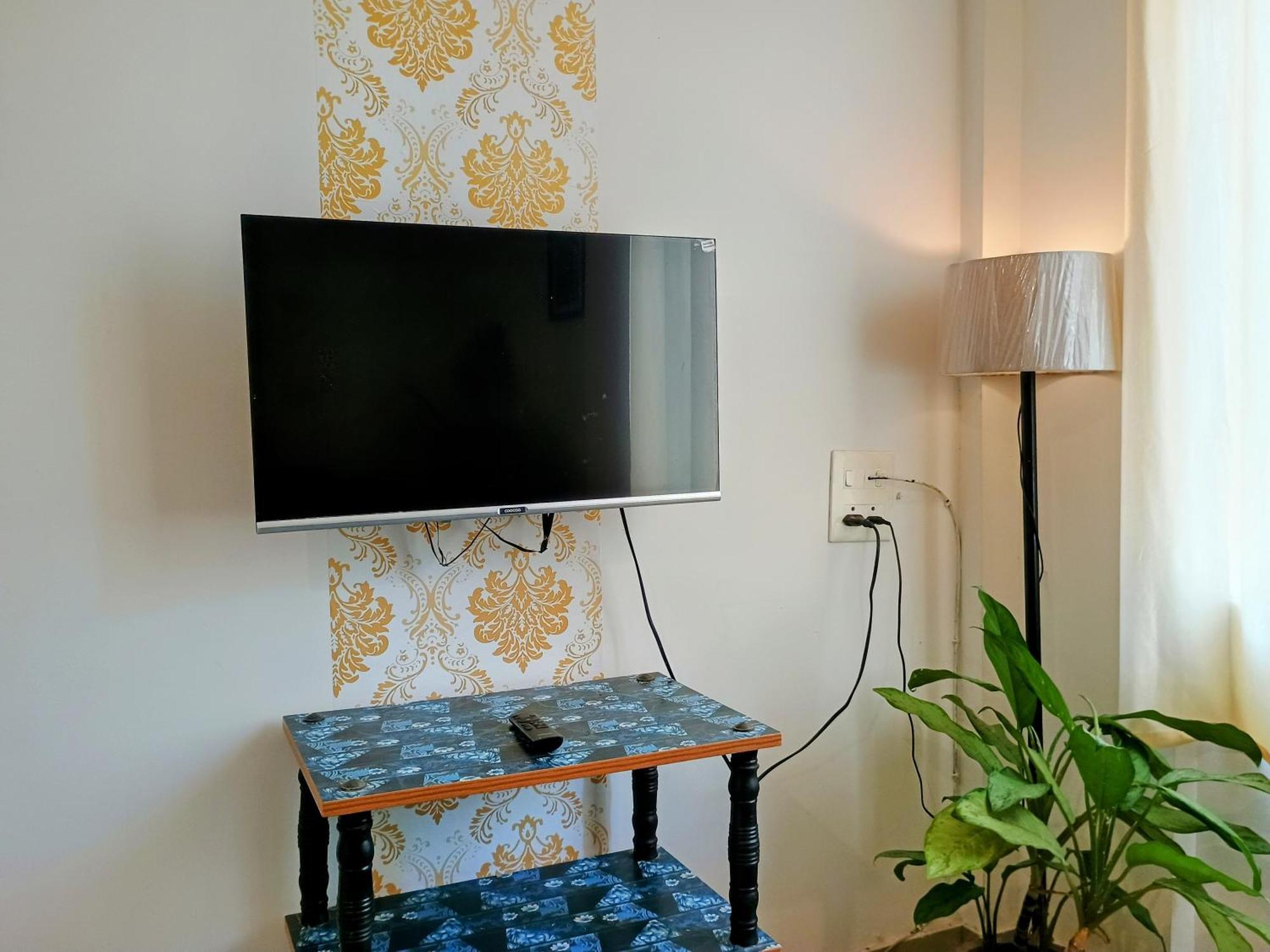 Gs Home On The Bay - Super Sea View Glass Studio Apartment Vagator Bagian luar foto